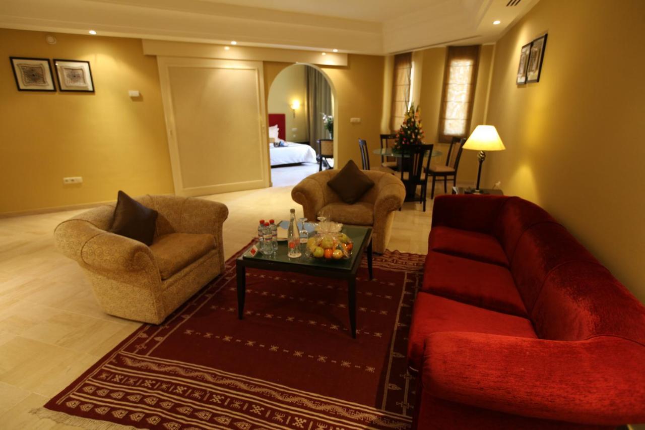 Отель Ramada Plaza By Wyndham Tunis Гаммарт Экстерьер фото